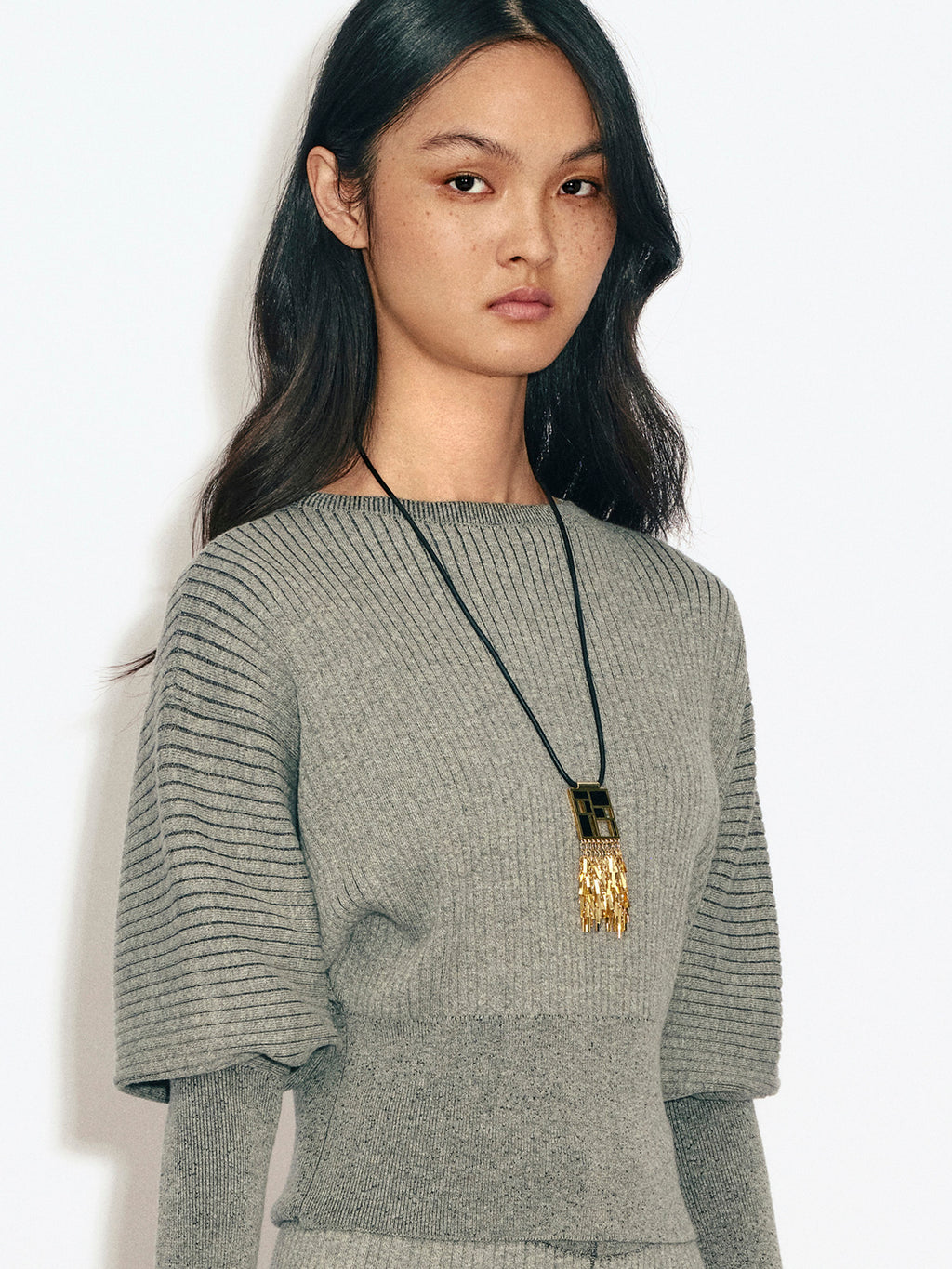 TASSEL ENAMEL NECKLACE