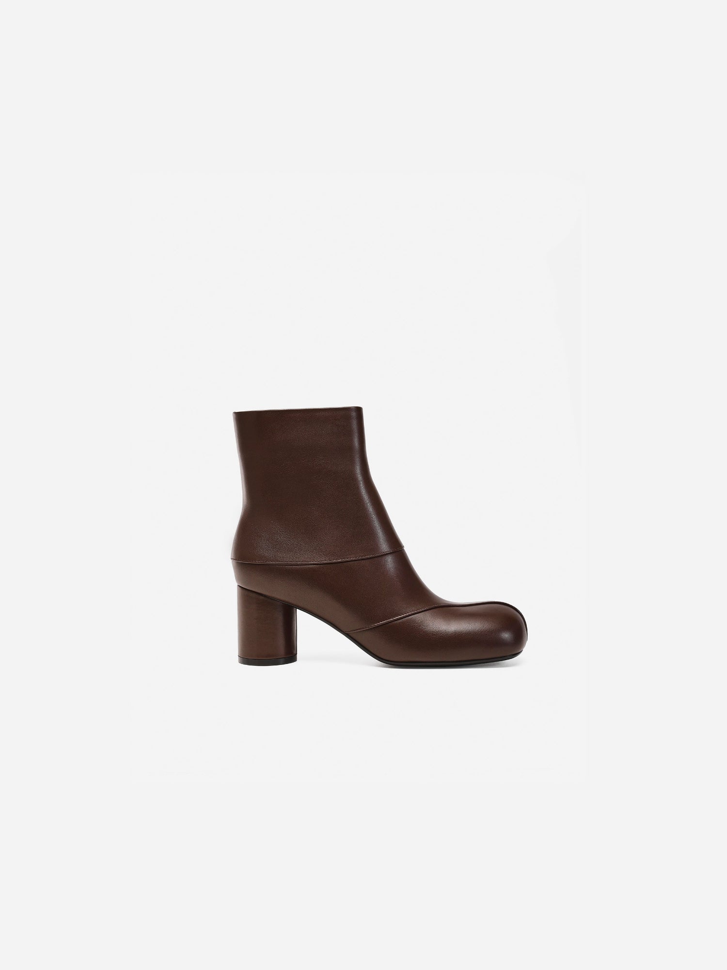 SQUARE TOED BOOTS