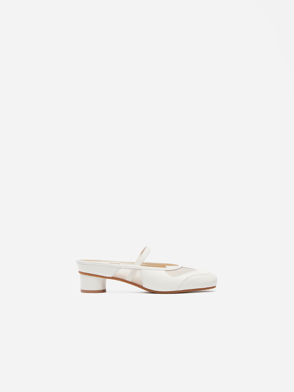 BALLET TRAINER LOW HEELS