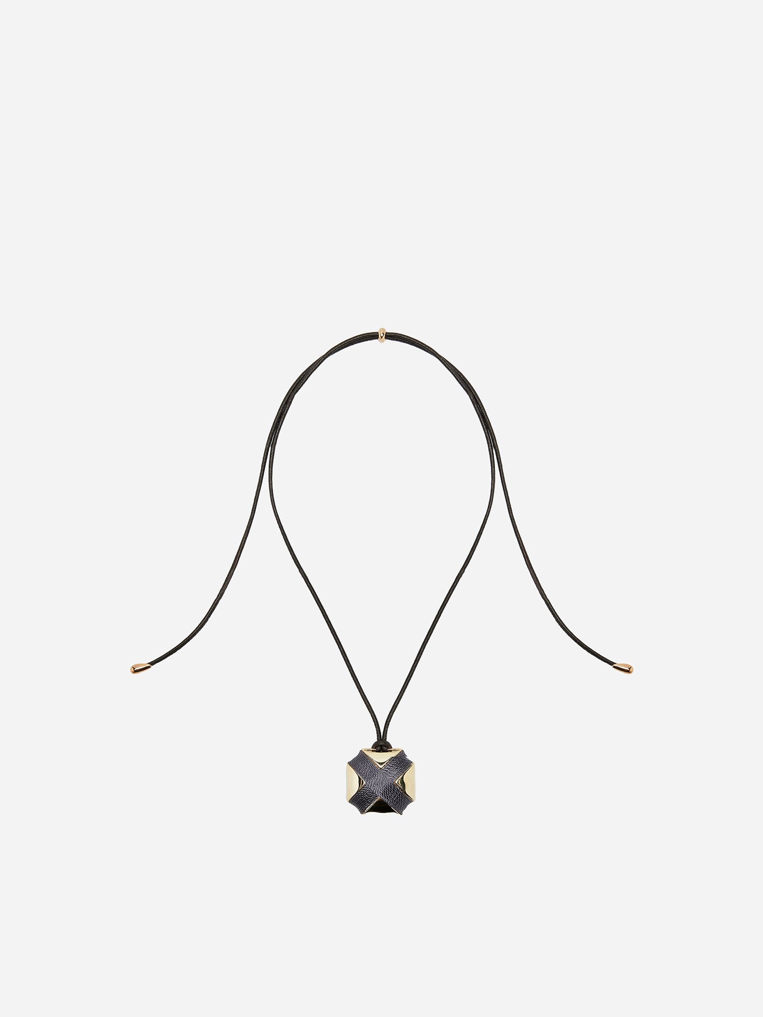 CURVED CROSS ROPE NECKLACE