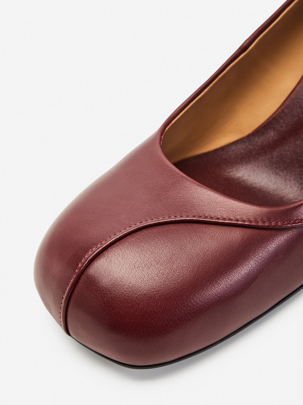 SQUARE TOED HEELS