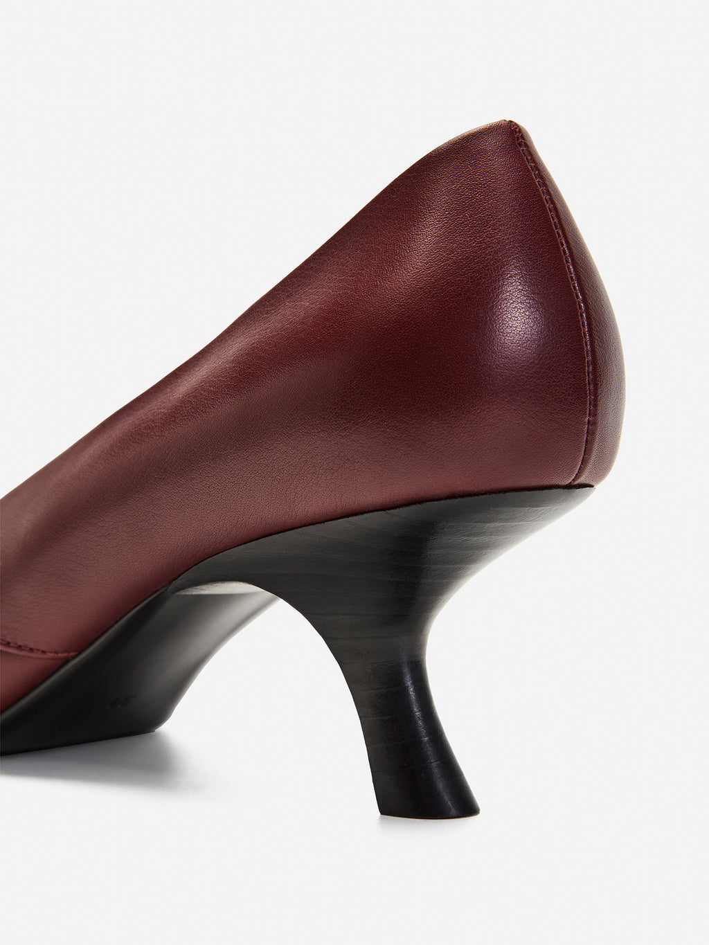 SQUARE TOED HEELS