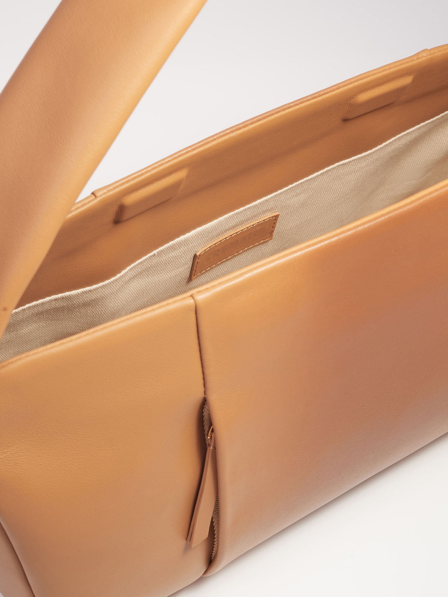BAGUETTE BAG