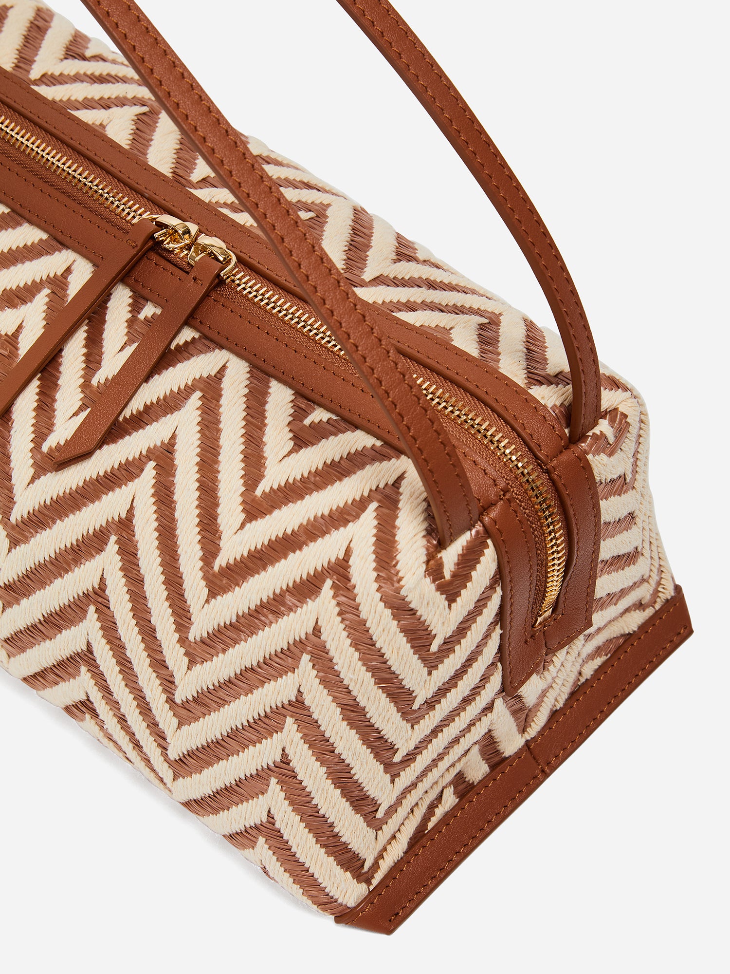 V PATTERN SHOULDER BAG