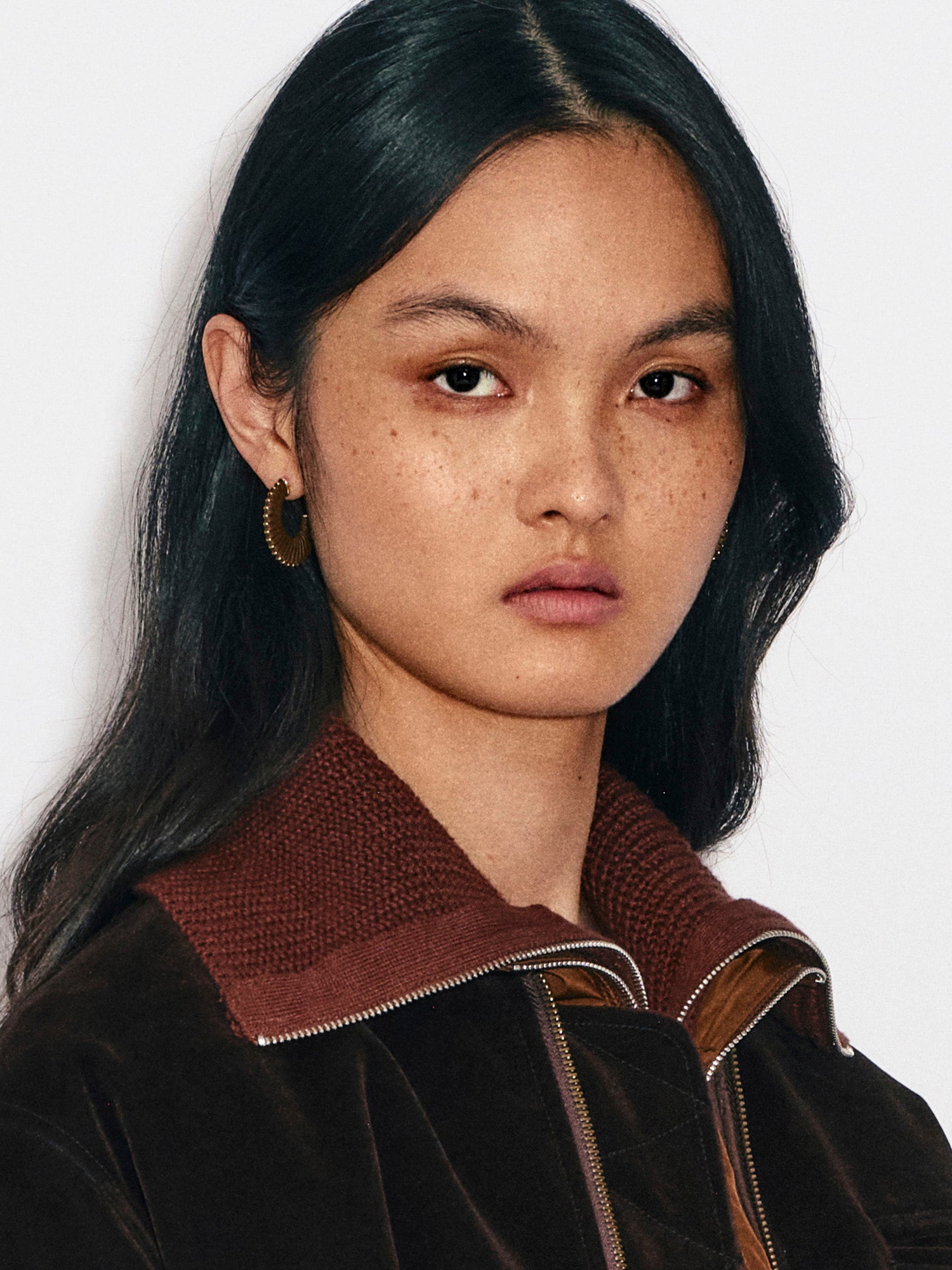 C LEATHER EARRINGS