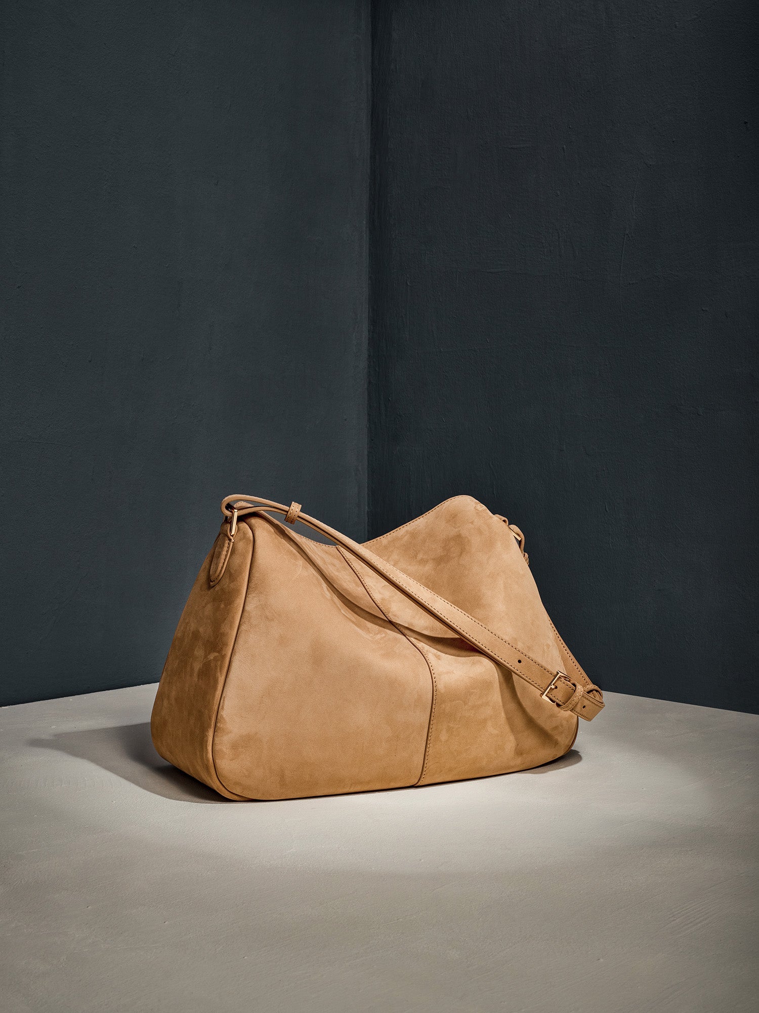 BOWLING SHOULDER BAG