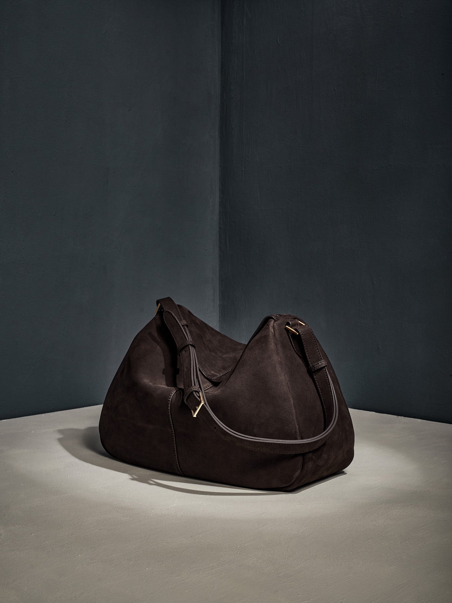 BOWLING SHOULDER BAG